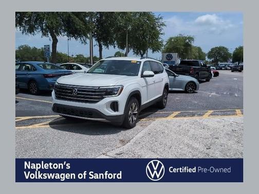 Pure White 2024 Volkswagen Atlas 2.0T SE