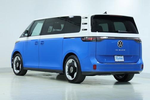 2025 Volkswagen ID. Buzz Pro S Plus