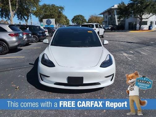 2023 Tesla Model 3 Base