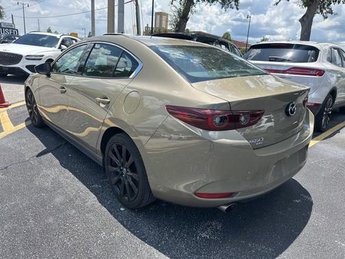 2024 Mazda Mazda3 2.5 Carbon Turbo