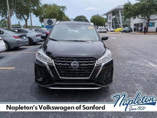 2022 Nissan Kicks SV