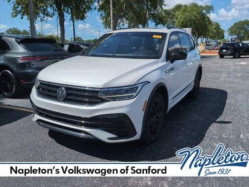 2022 Volkswagen Tiguan SE R-Line Black