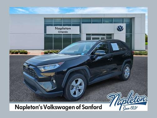 2020 Toyota RAV4 XLE