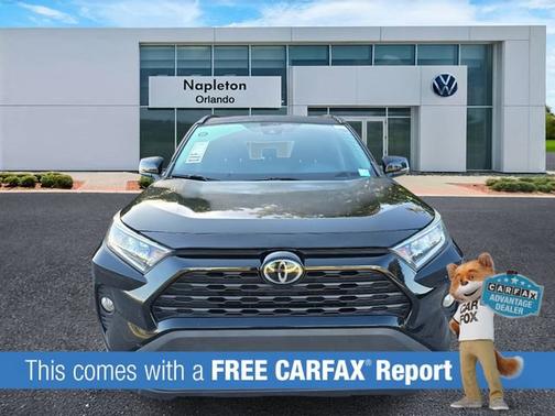 2020 Toyota RAV4 XLE