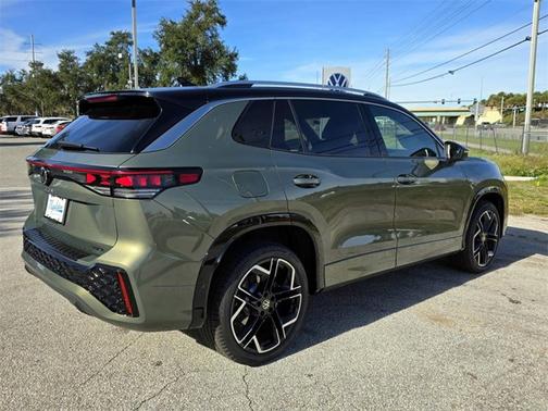 2026 Volkswagen Tiguan SEL R-Line Turbo