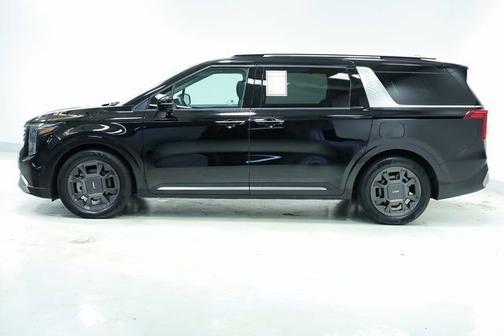 2025 Kia Carnival SX
