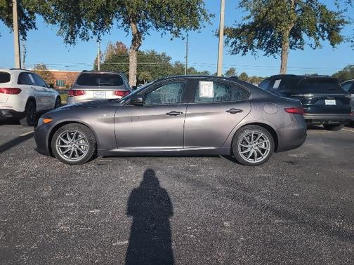 2022 Alfa Romeo Giulia Ti