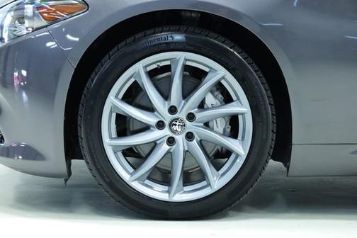 2022 Alfa Romeo Giulia Ti