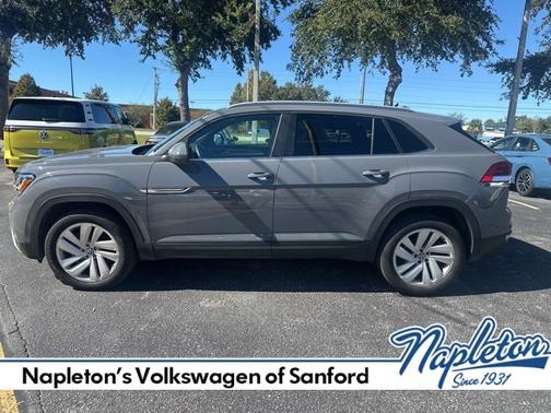 2022 Volkswagen Atlas Cross Sport 3.6L V6 SE w/Technology
