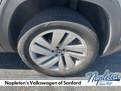 2022 Volkswagen Atlas Cross Sport 3.6L V6 SE w/Technology