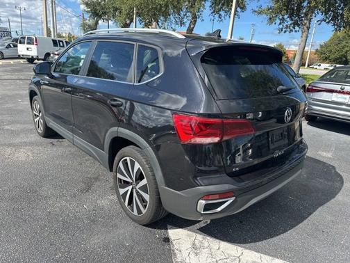 2022 Volkswagen Taos SE