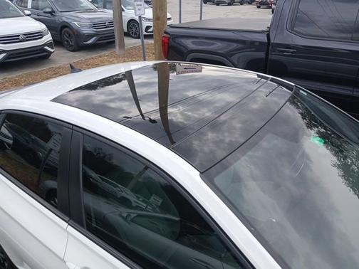 2020 Volkswagen Jetta R-Line