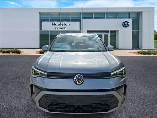 2025 Volkswagen Taos SE