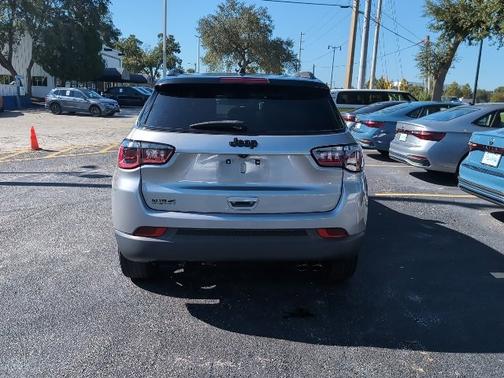 2021 Jeep Compass Altitude