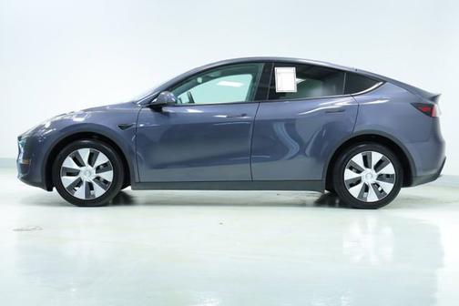 Gray 2022 Tesla Model Y Long Range