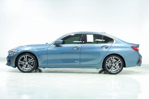 2021 BMW 330 i