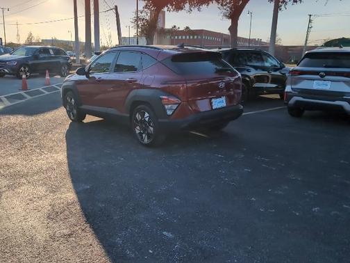 2025 Hyundai KONA SEL Convenience