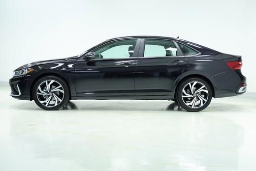 2025 Volkswagen Jetta SEL