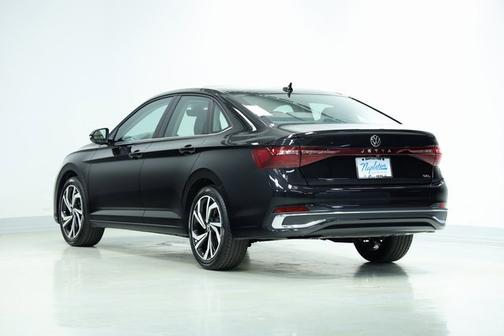 2025 Volkswagen Jetta SEL