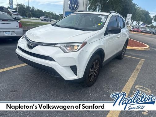 2017 Toyota RAV4 LE
