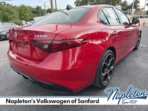 2022 Alfa Romeo Giulia Veloce