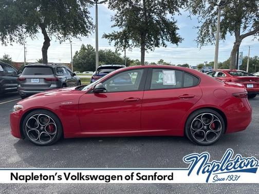 2022 Alfa Romeo Giulia Veloce