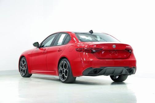 2022 Alfa Romeo Giulia Veloce