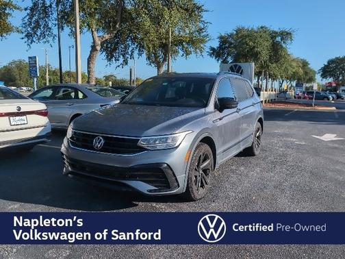 2023 Volkswagen Tiguan SE R-Line Black