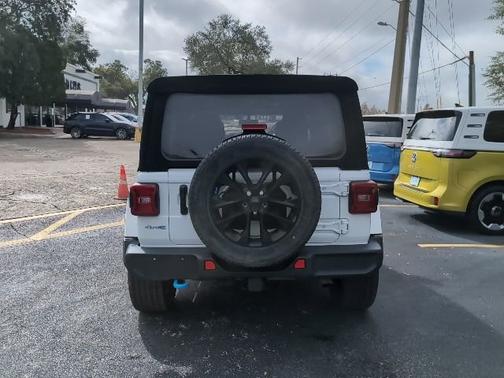 2022 Jeep Wrangler Unlimited 4xe Unlimited Sahara