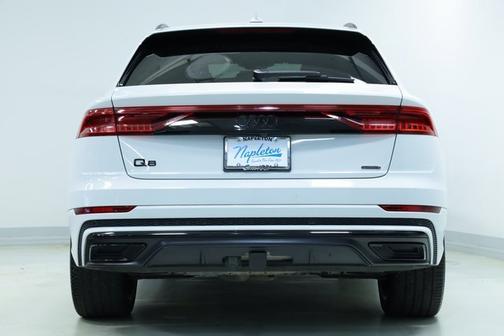2022 Audi Q8 Prestige