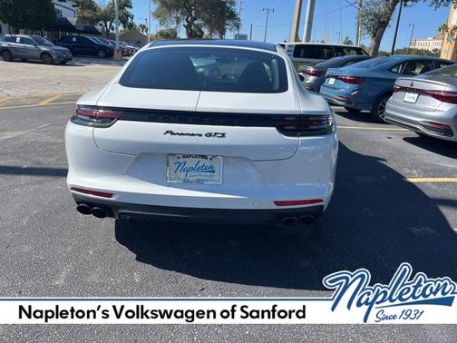 2020 Porsche Panamera GTS