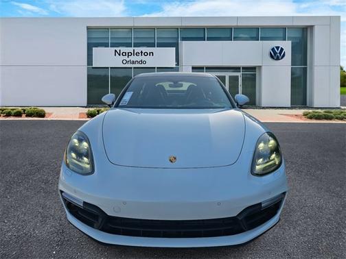 2020 Porsche Panamera GTS