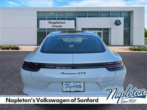 2020 Porsche Panamera GTS