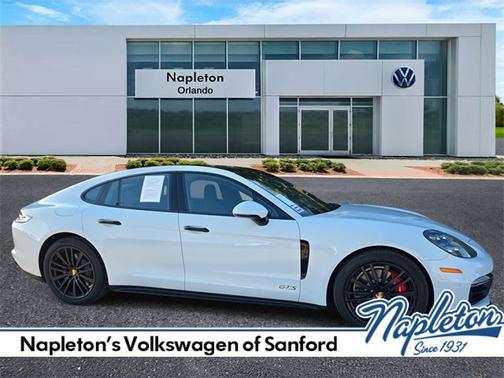 2020 Porsche Panamera GTS