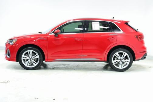 2023 Audi Q3 S line Premium