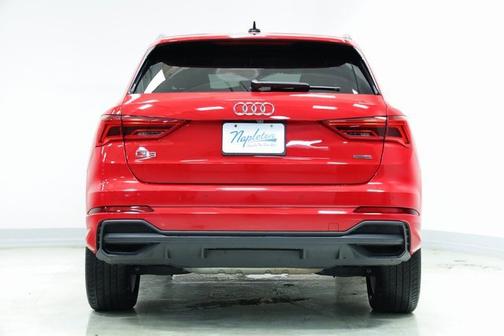 2023 Audi Q3 S line Premium