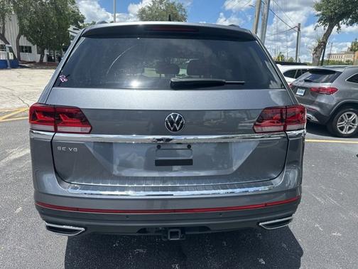 2022 Volkswagen Atlas 3.6L V6 SE w/Technology