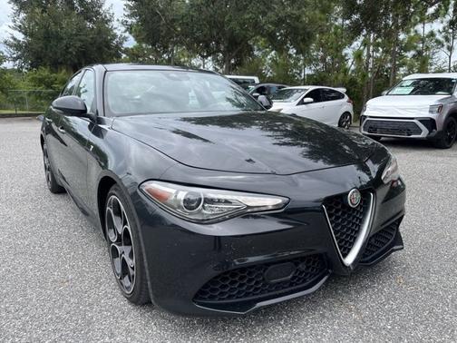 2022 Alfa Romeo Giulia Ti
