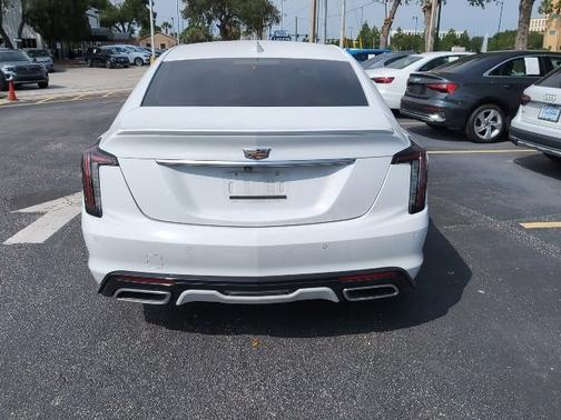 2022 Cadillac CT5 Sport