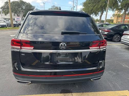 2022 Volkswagen Atlas 2.0T SE w/Technology