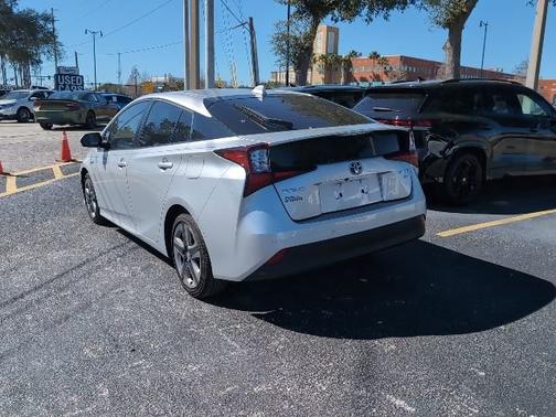 2022 Toyota Prius XLE