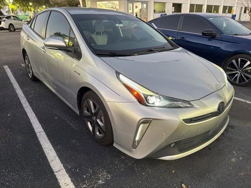 2022 Toyota Prius XLE