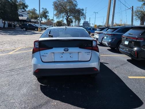 2022 Toyota Prius XLE
