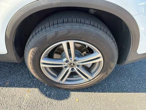 2021 Mercedes-Benz GLC 300 Base