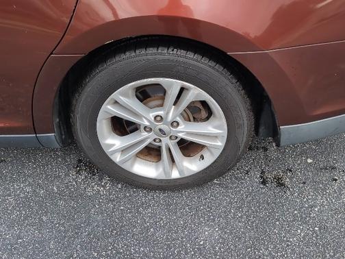 2015 Ford Taurus SEL