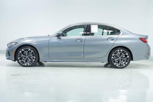 2025 BMW 330 330i