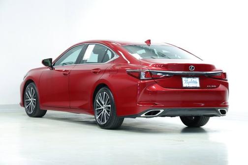 2023 Lexus ES 350 Base