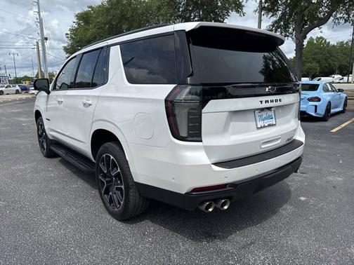 Iridescent Pearl Tricoat 2025 Chevrolet Tahoe RST