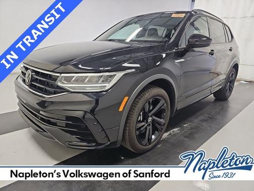2024 Volkswagen Tiguan SE R-Line Black