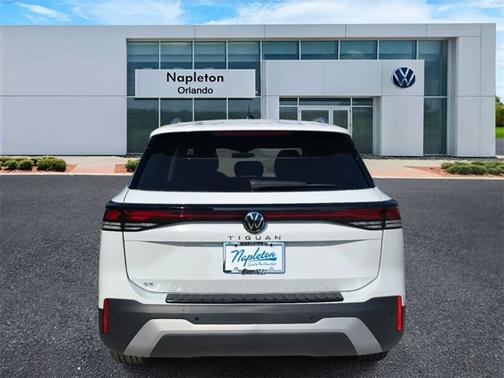 2025 Volkswagen Tiguan SE